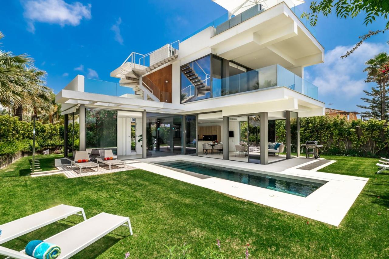 All About Villa Gladiolo ماربيا المظهر الخارجي الصورة